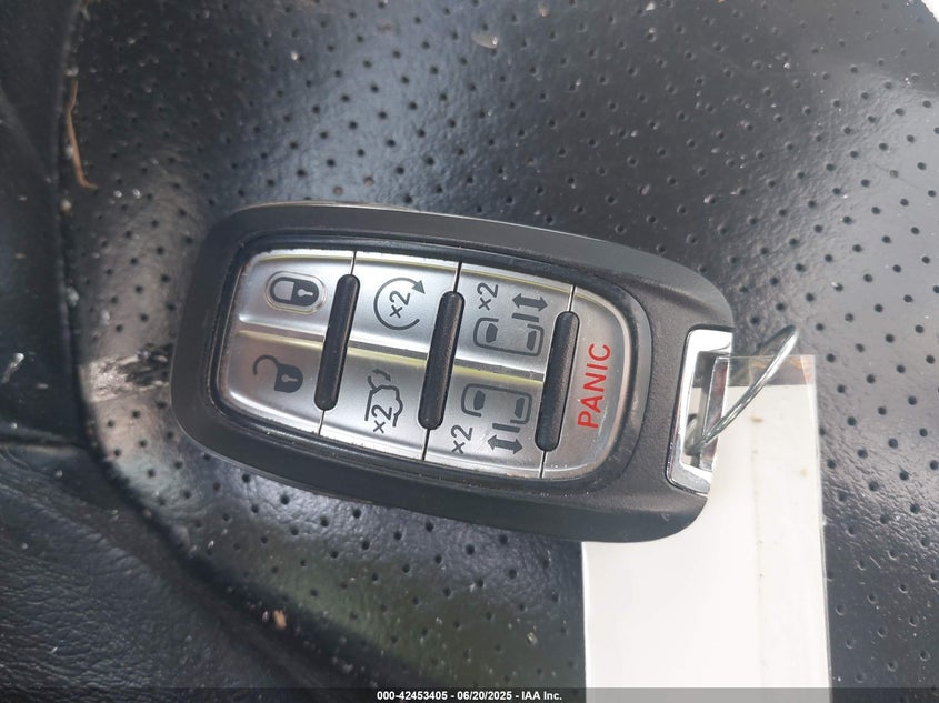 2018 Chrysler Pacifica Touring L VIN: 2C4RC1BG6JR280626 Lot: 42453405