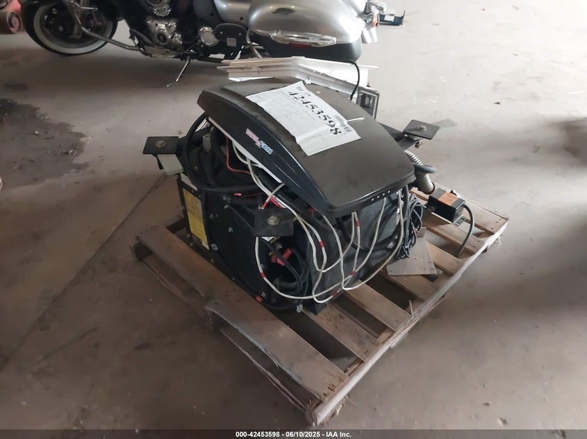 2000 POWER TECH GENERATOR  