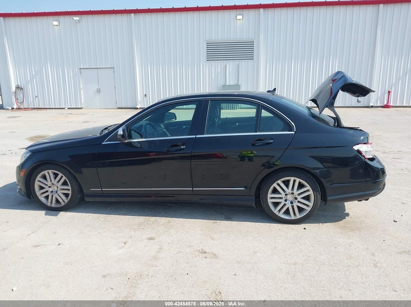 2009 Mercedes-Benz C 300 Luxury 4Matic/Sport 4Matic VIN: WDDGF81X69F213008 Lot: 42454578