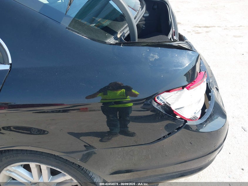 2009 Mercedes-Benz C 300 Luxury 4Matic/Sport 4Matic VIN: WDDGF81X69F213008 Lot: 42454578