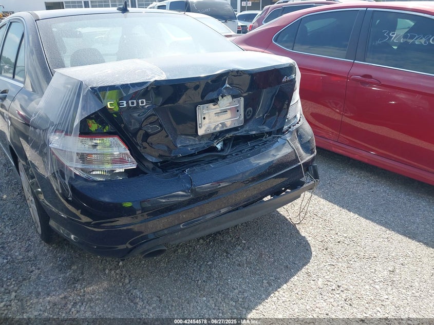 2009 Mercedes-Benz C 300 Luxury 4Matic/Sport 4Matic VIN: WDDGF81X69F213008 Lot: 42454578