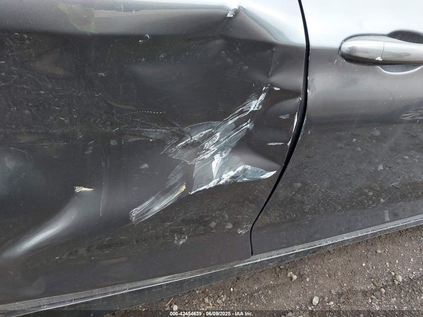 2015 CHRYSLER 200 S - 1C3CCCBB3FN652633