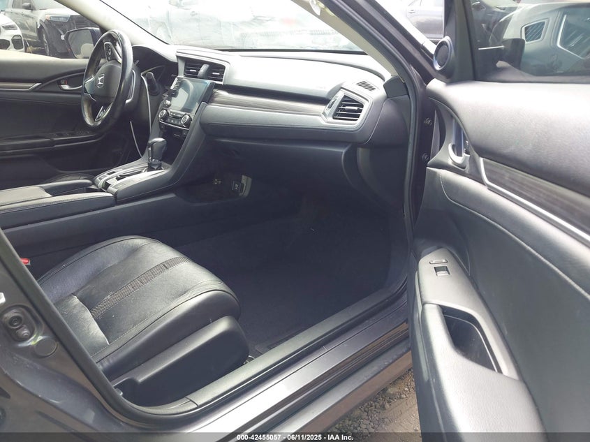 2019 HONDA CIVIC VIN: 19XFC1F79KE202910