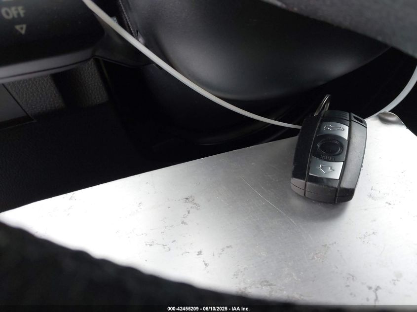 2008 BMW 328 Xi VIN: 00WBAVC93508K0619 Lot: 42455209