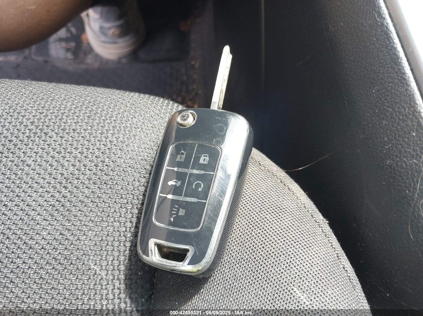 2014 CHEVROLET CRUZE VIN: 1G1PC5SB5E7476317