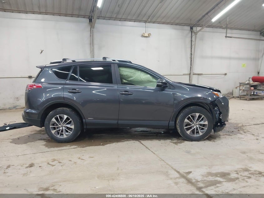 2017 TOYOTA RAV4 HYBRID XLE - JTMRJREV0HD150918