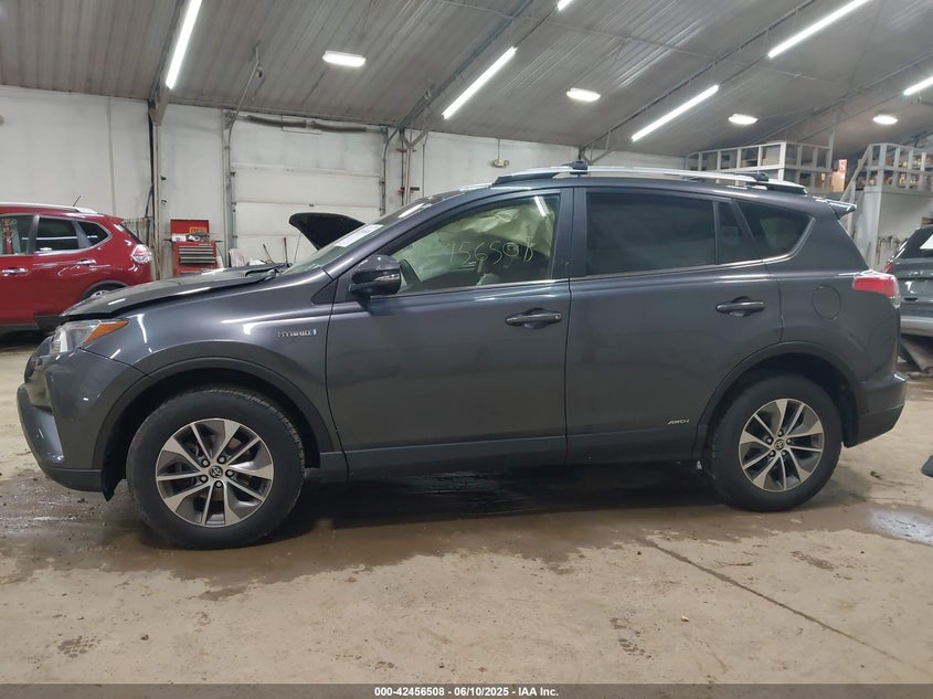 2017 TOYOTA RAV4 HYBRID XLE - JTMRJREV0HD150918