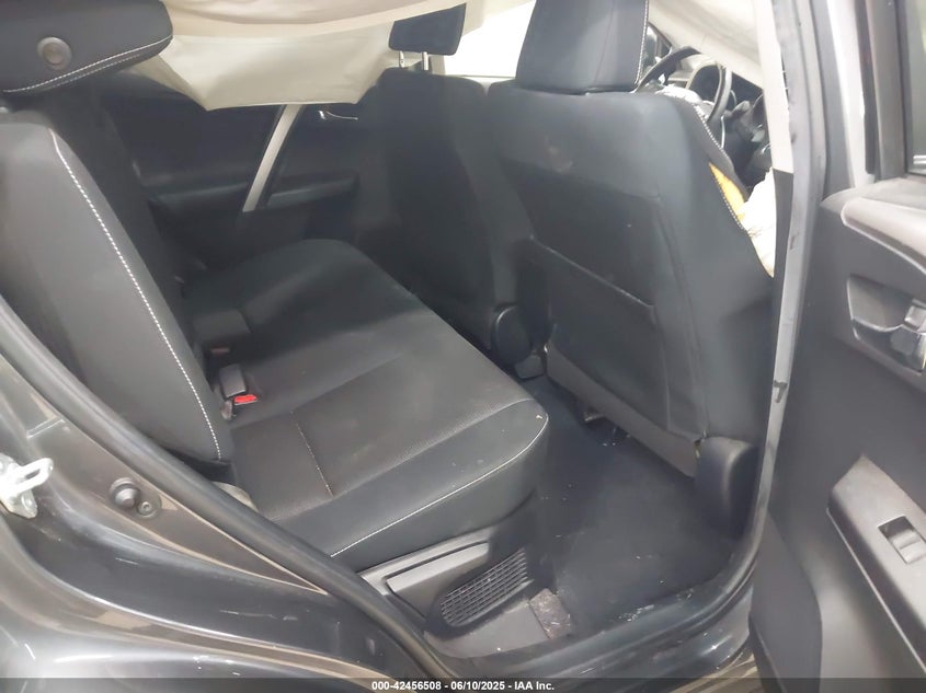 2017 TOYOTA RAV4 HYBRID XLE - JTMRJREV0HD150918