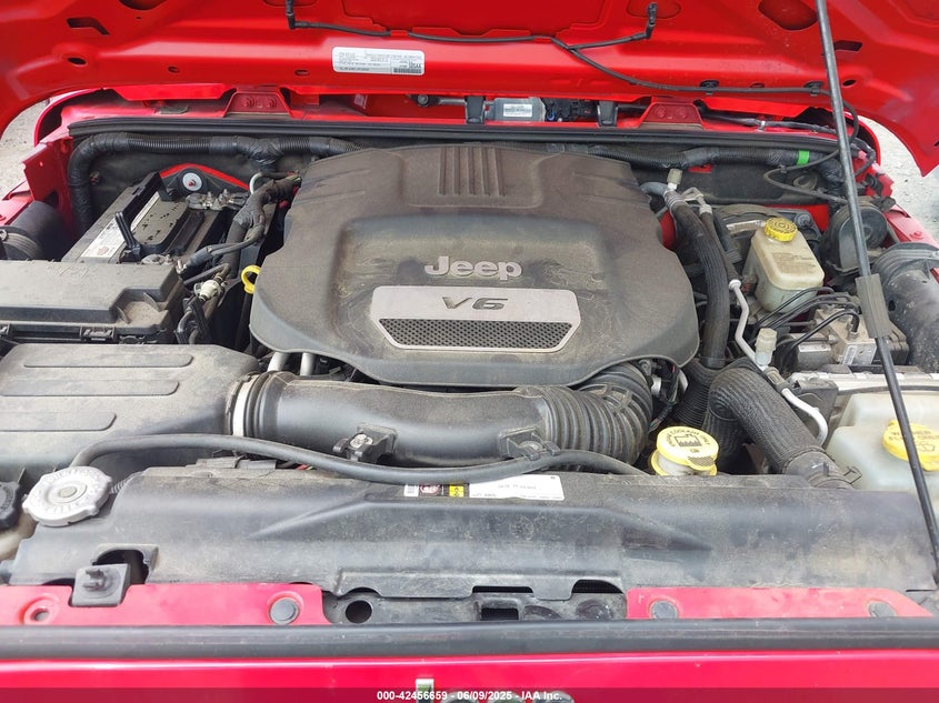 2016 JEEP WRANGLER UNLIMITED VIN: 1C4BJWDG0GL176104