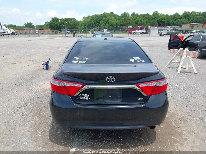 2015 TOYOTA CAMRY SE - 4T1BF1FK7FU938855