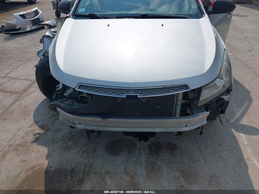 2014 CHEVROLET CRUZE VIN: 1G1PA5SH6E7225753
