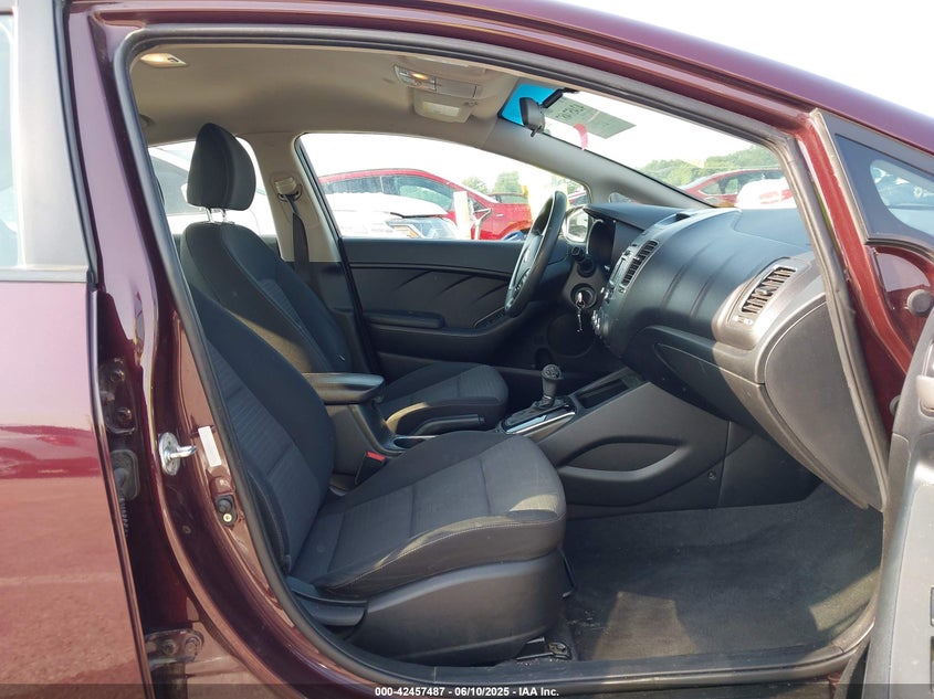 2017 KIA FORTE LX - 3KPFL4A70HE094906