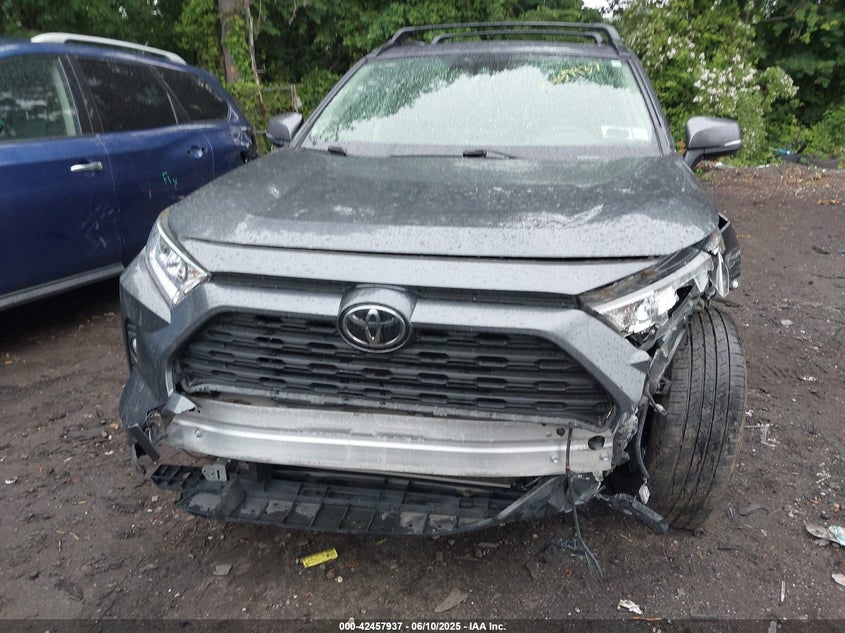 2019 TOYOTA RAV4 XLE PREMIUM - JTMA1RFVXKD515799
