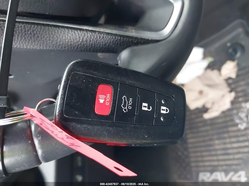 2019 TOYOTA RAV4 XLE PREMIUM - JTMA1RFVXKD515799
