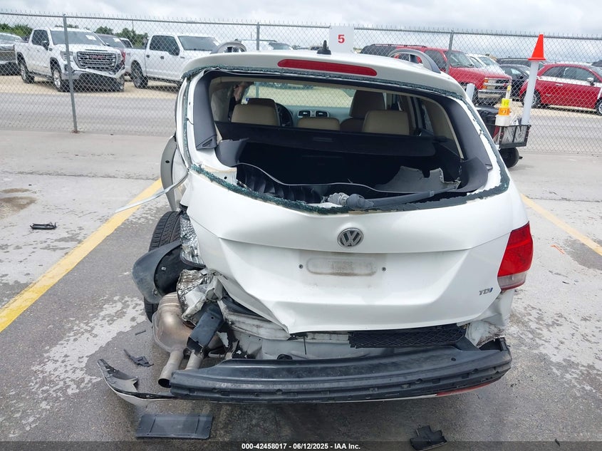 2012 Volkswagen Jetta Sportwagen 2.0L Tdi VIN: 3VWPL7AJ1CM637497 Lot: 42458017