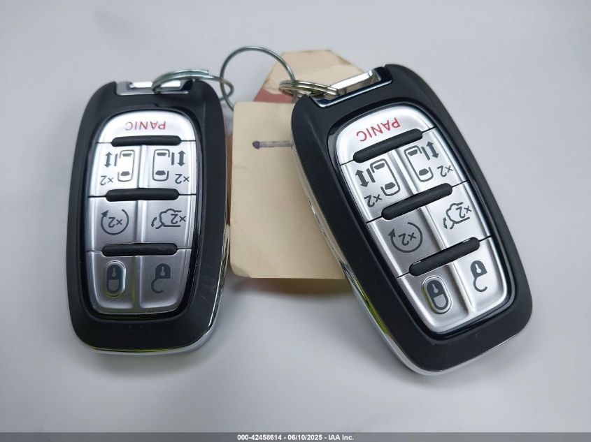 2025 Chrysler Pacifica - 2C4RC1GG7SR527114