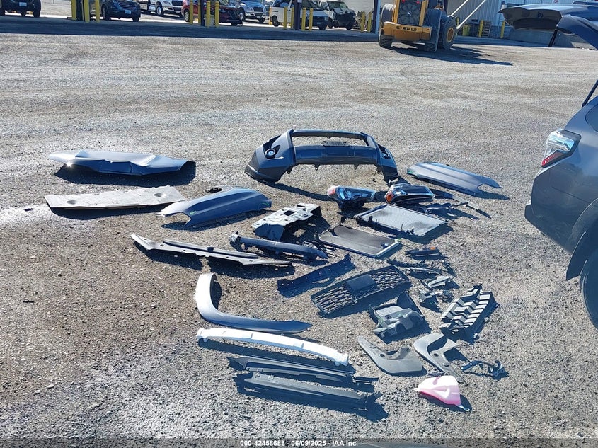 2022 TOYOTA 4RUNNER SR5 - JTEMU5JR1N5980862