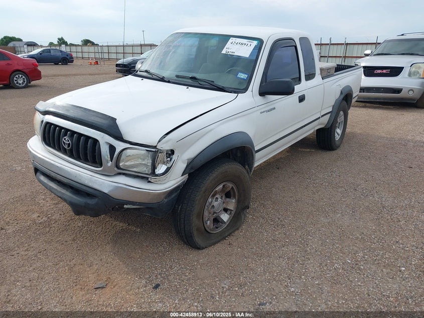 5TEWN72N82Z060351 2002 TOYOTA TACOMA photo no. 2