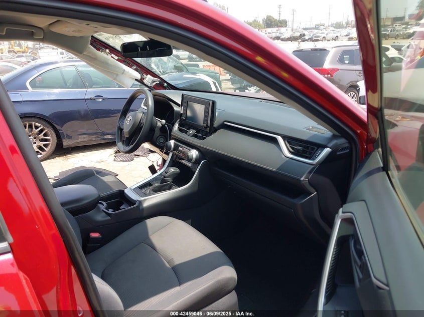 2019 TOYOTA RAV4 VIN: JTMK1RFV4KD025587