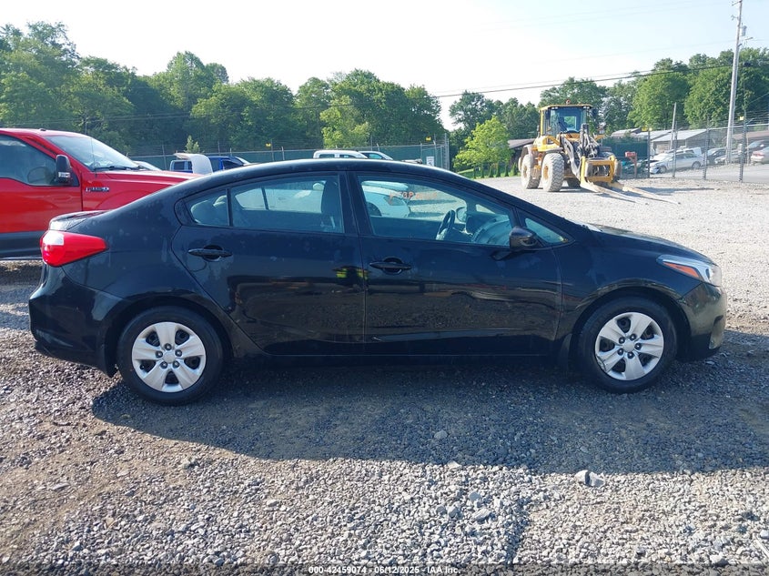 2017 KIA FORTE LX - 3KPFL4A71HE085597