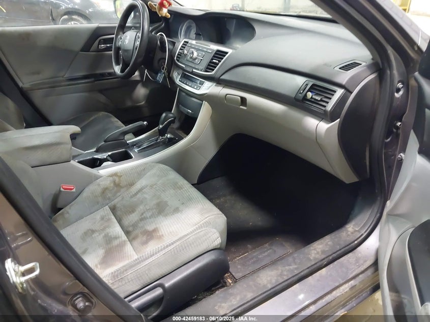 2014 HONDA ACCORD VIN: 1HGCR2F35EA157655