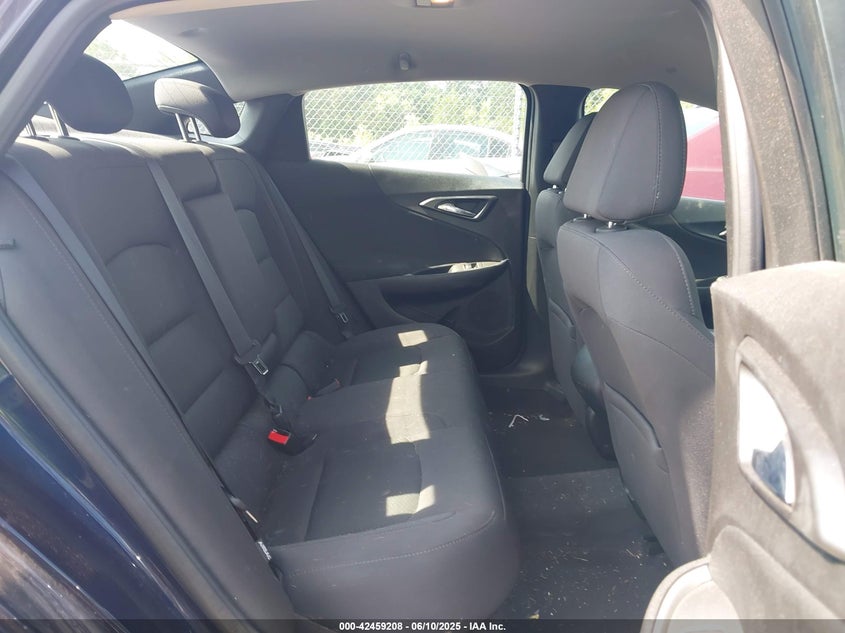 2017 CHEVROLET MALIBU 1FL - 1G1ZC5ST4HF245016