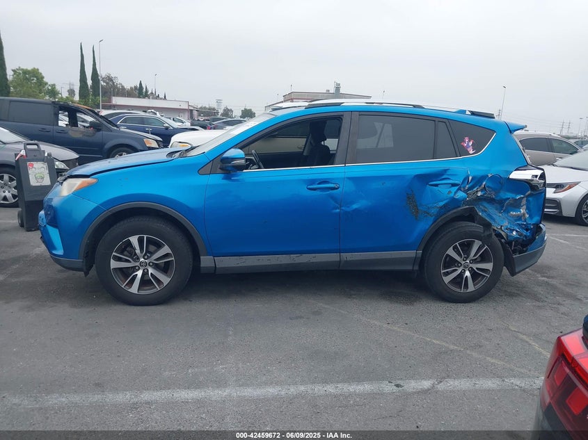 2016 TOYOTA RAV4 XLE - JTMWFREV8GD087120
