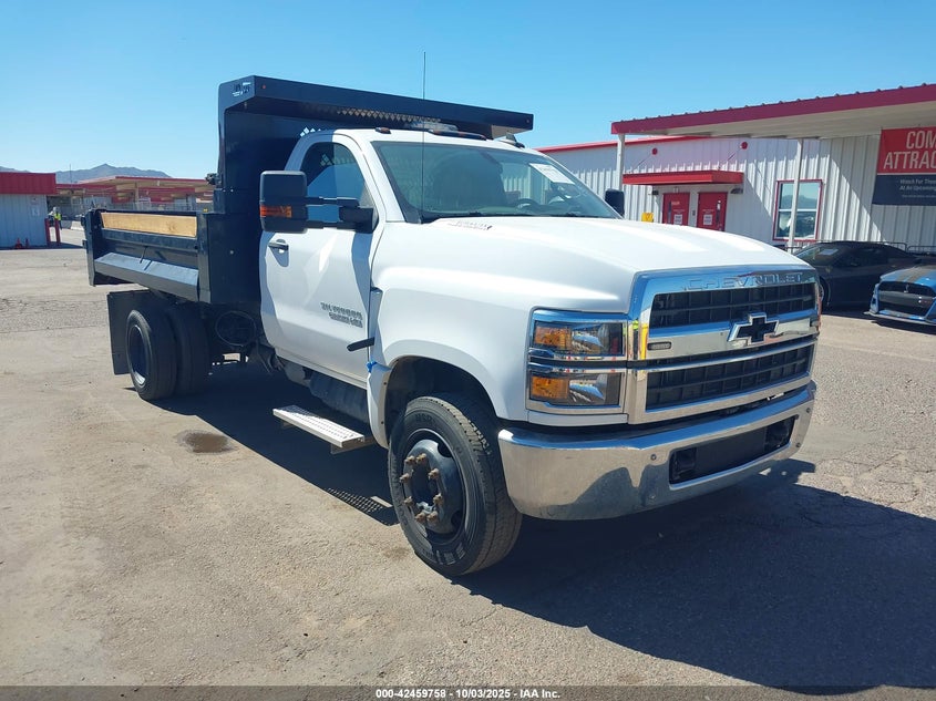 2022 CHEVROLET SILVERADO 4500HD  (VIN: 1HTKHPVM4NH187874)