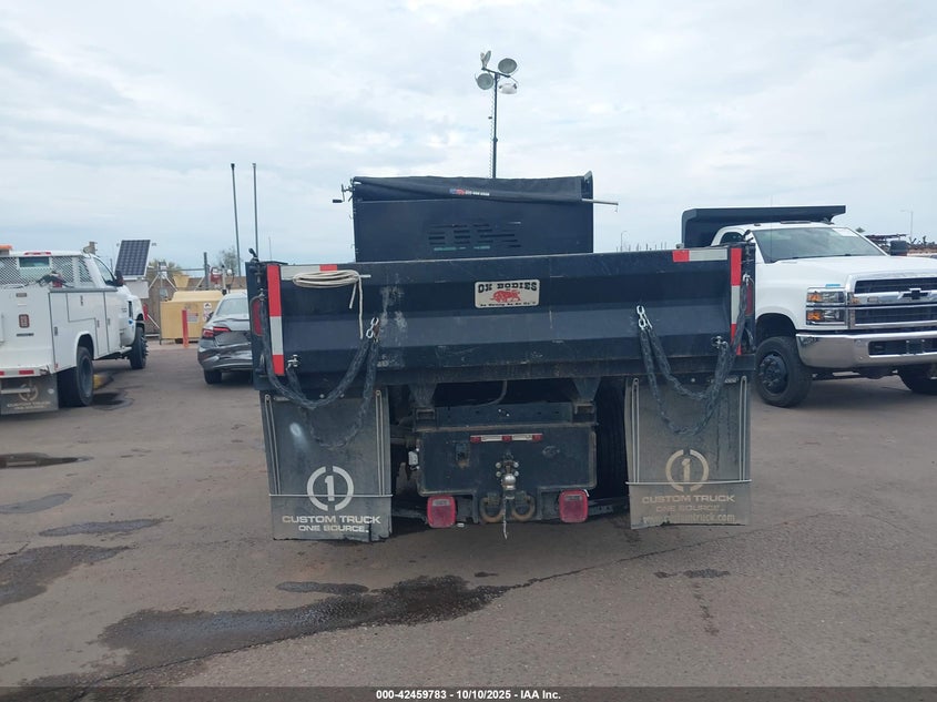 2022 Chevrolet Silverado (VIN: 1HTKHPVM9NH293379)