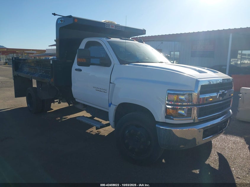 2022 CHEVROLET SILVERADO 4500HD  (VIN: 1HTKHPVM2NH270946)