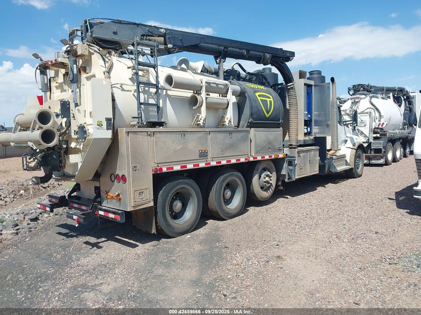 2024 KENWORTH T880(VIN: 1NKZX4EX2RJ333466