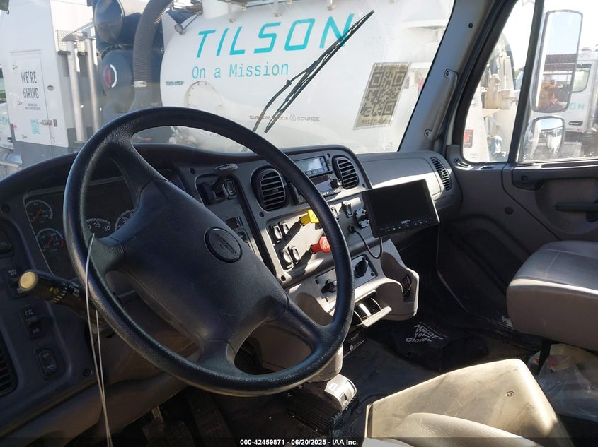 2024 FREIGHTLINER M2 106(VIN: 3ALACXFE0RDUY3263
