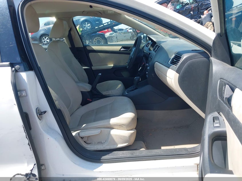 2011 VOLKSWAGEN JETTA VIN: 3VWDX7AJ5BM352100