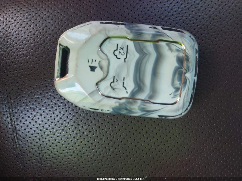 2015 CHEVROLET SUBURBAN 1500 LTZ - 1GNSCKKC5FR506986