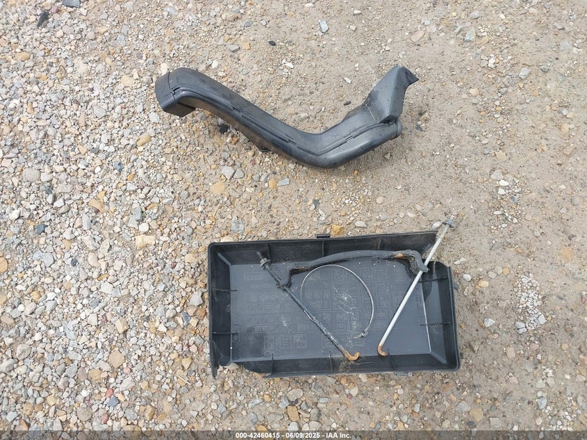 2019 TOYOTA TUNDRA SR5 5.7L V8 - 5TFUW5F14KX827331