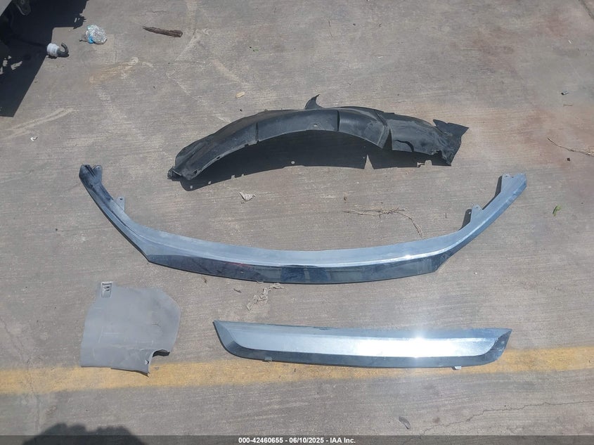 2012 Ford Fusion S VIN: 3FAHP0GA1CR237393 Lot: 42460655