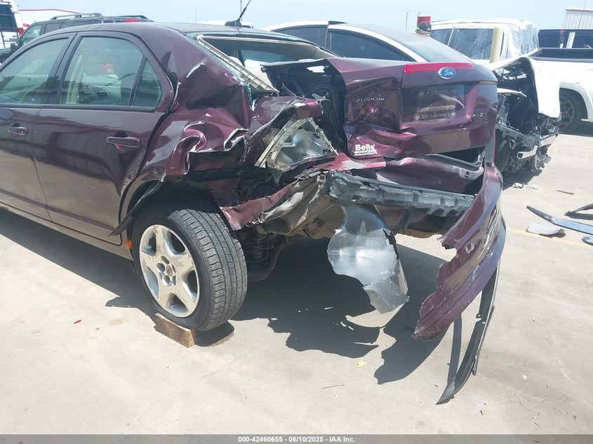 2012 Ford Fusion S VIN: 3FAHP0GA1CR237393 Lot: 42460655