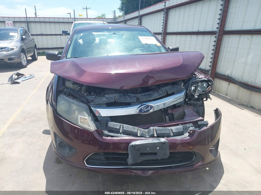 2012 Ford Fusion S VIN: 3FAHP0GA1CR237393 Lot: 42460655