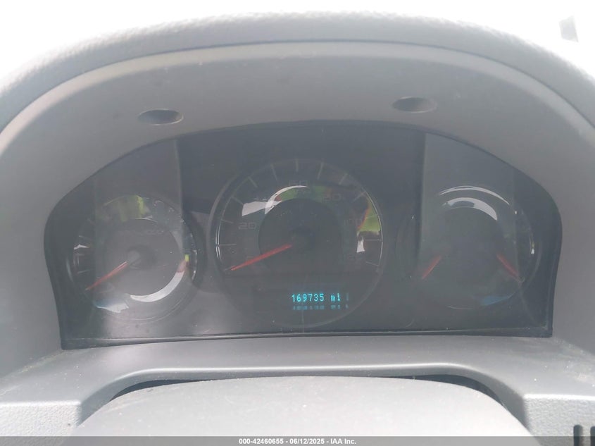 2012 Ford Fusion S VIN: 3FAHP0GA1CR237393 Lot: 42460655