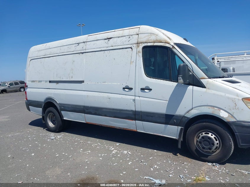 2007 Dodge Sprinter Van 3500 High Roof VIN: WD0PF445975210577 Lot: 42460877