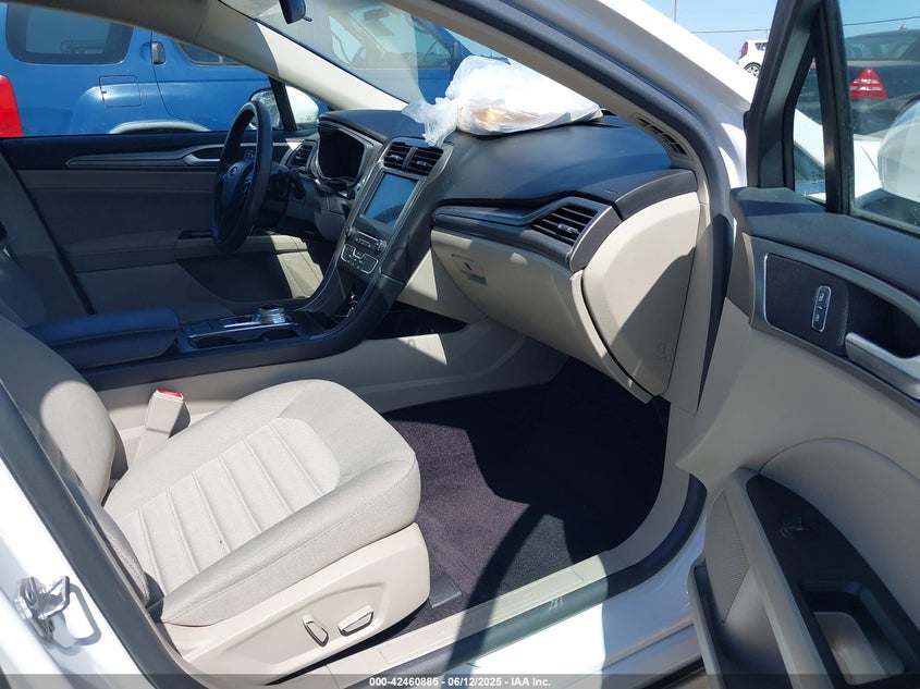 2017 FORD FUSION VIN: 3FA6P0HD2HR313811