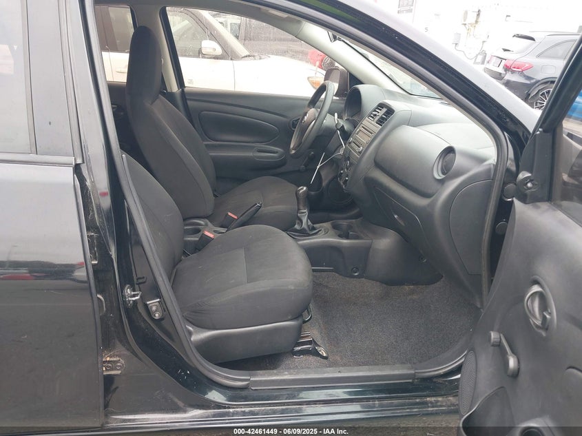 2015 NISSAN VERSA 1.6 S - 3N1CN7AP1FL924870