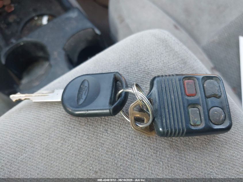 2007 Ford Taurus VIN: 1SAFT53U87A199388 Lot: 42461612