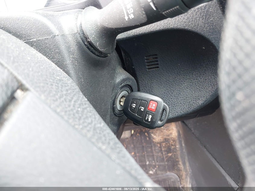 2014 TOYOTA COROLLA LE - 5YFBURHE7EP101146