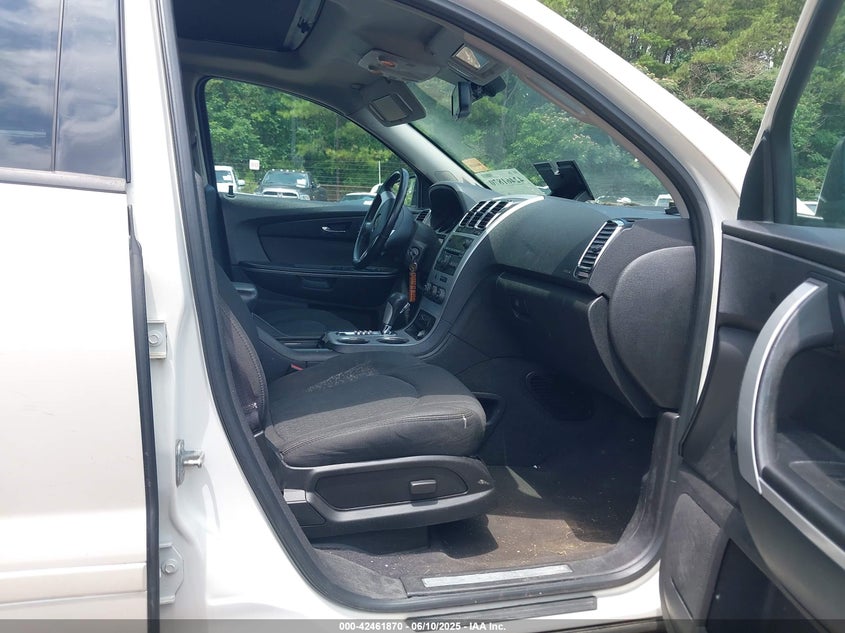 2011 GMC ACADIA VIN: 1GKKRPED0BJ352290