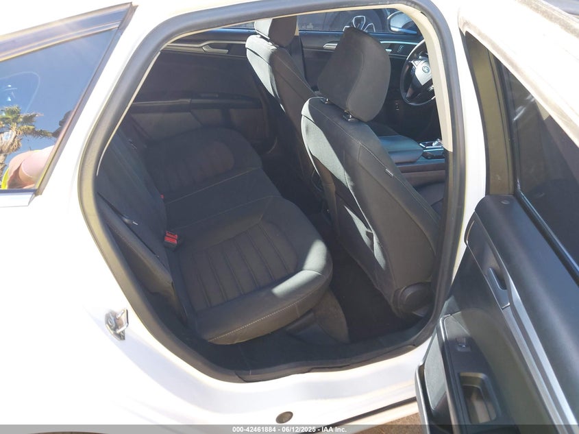2020 FORD FUSION VIN: 3FA6P0LUXLR230725
