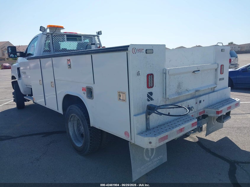 1HTKJPVM5PH333562 2023 CHEVROLET SILVERADO photo no. 3