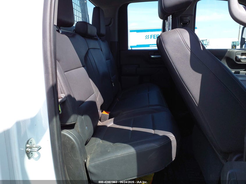 1GB5YSE71PF212613 2023 CHEVROLET SILVERADO photo no. 7