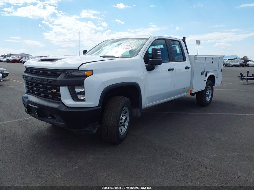 1GB5YSE71PF212613 2023 CHEVROLET SILVERADO photo no. 2