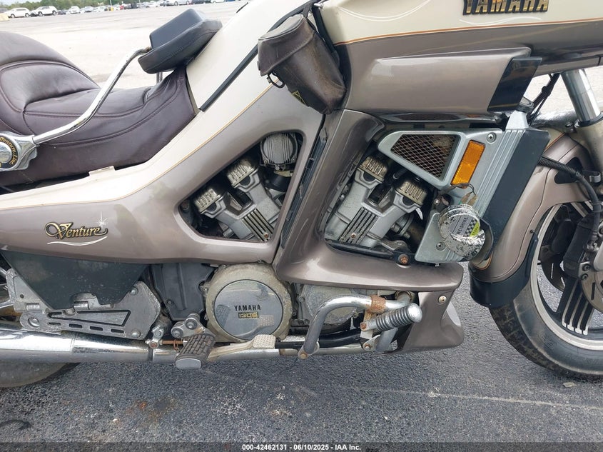 1987 Yamaha Xvz13 D VIN: JYA1NL002HA011574 Lot: 42462131